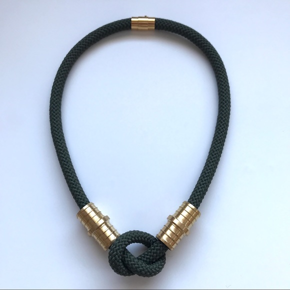 Olive green rope necklace - Multiple ways to wear - Picture 11 of 14